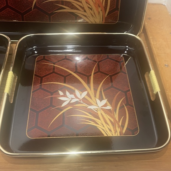 Vintage-1984  3 Piece "Lacquerware" Nesting Trays  Black - Picture 3 of 12